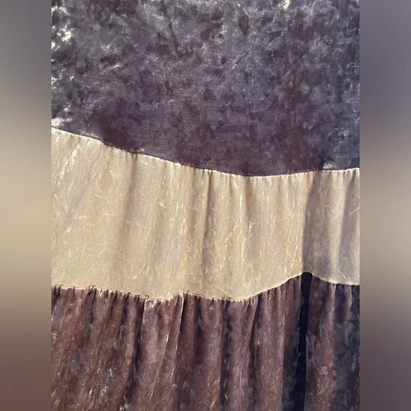 ๐Indigo Soul Crushed Velvet Tiered Babydoll Dress (2XL) - Picture 7 of 9